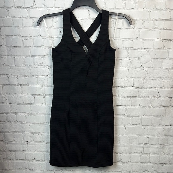 Trixxi Black Textured Bodycon Dress Juniors Size 0 & 5 Homecoming Prom - Picture 2 of 7